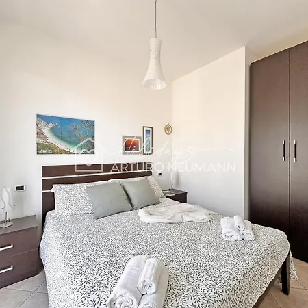 422 - Nuovo Bilocale Al Primo Piano A Sirolo, A 200 Mt Dal Centro Sirolo