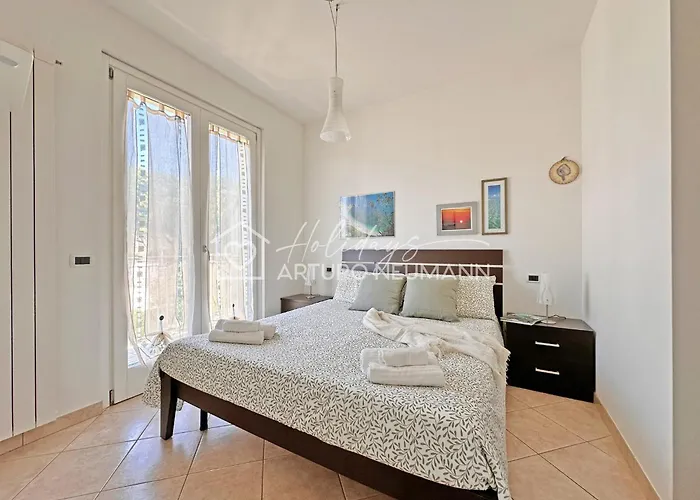 422 - Nuovo Bilocale Al Primo Piano A Sirolo, A 200 Mt Dal Centro Sirolo