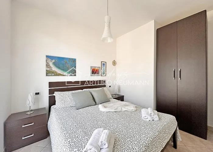 422 - Nuovo Bilocale Al Primo Piano A Sirolo, A 200 Mt Dal Centro Sirolo